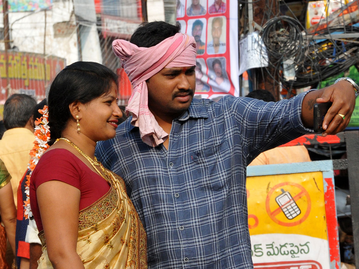 Paiditalli Ammavari Sirimanotsavam In Vizianagaram Photo Gallery - Sakshi4