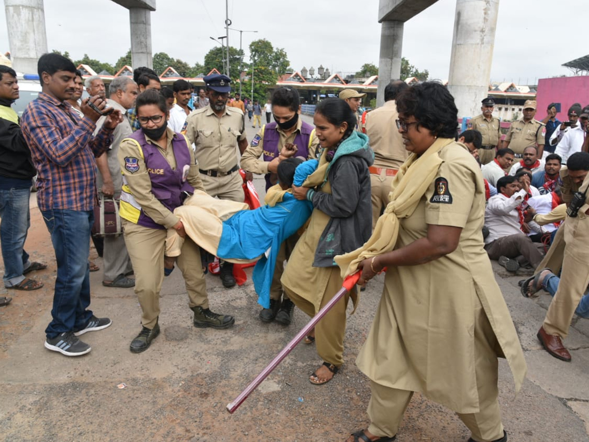 Statewide Bandh In Telangana Photo Gallery - Sakshi8