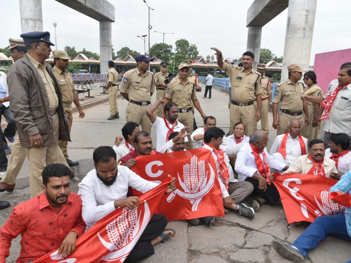 Statewide Bandh In Telangana Photo Gallery - Sakshi10