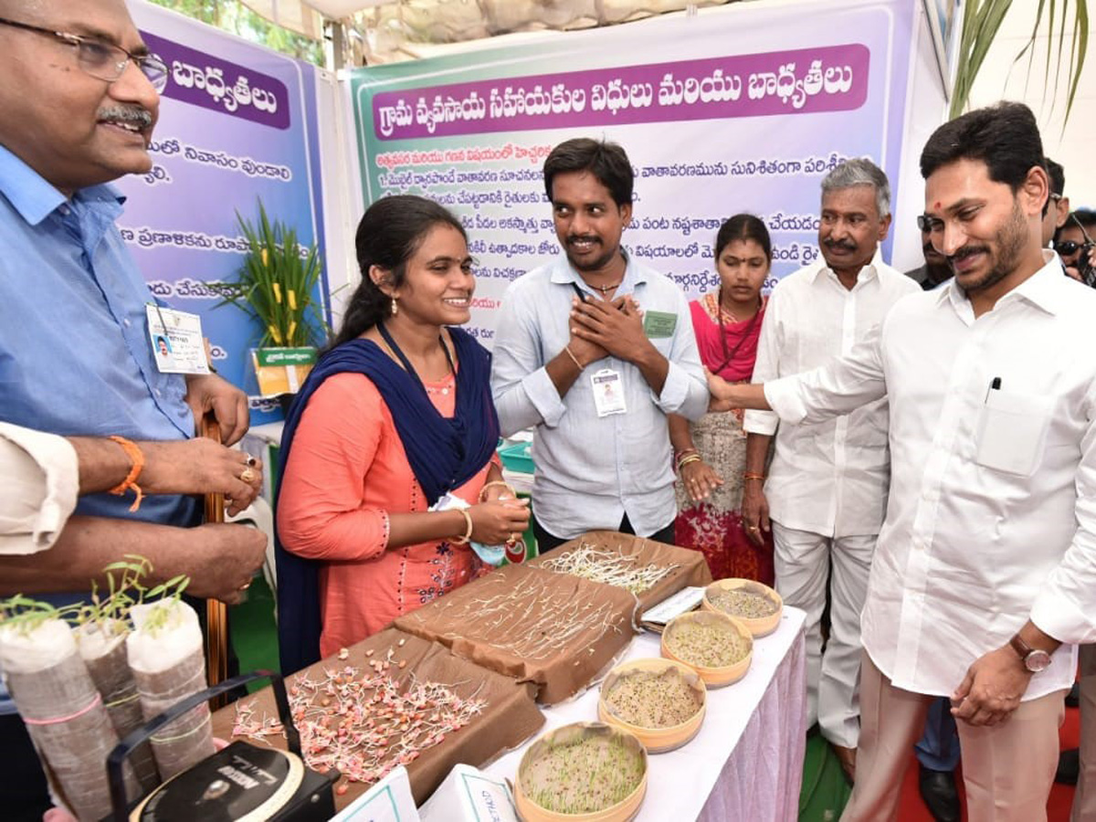 AP CM YS Jagan Opening Karapa Village Secretariat Photo Gallery - Sakshi18