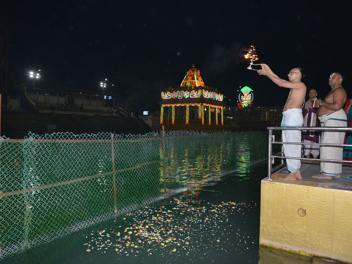 Tirumala Srivari Brahmotsavam Photo Gallery - Sakshi2