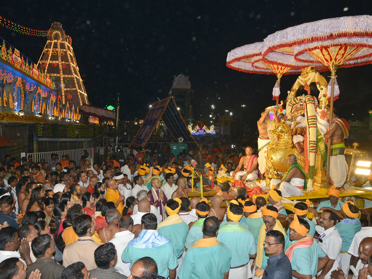 Tirumala Srivari Brahmotsavam Photo Gallery - Sakshi17