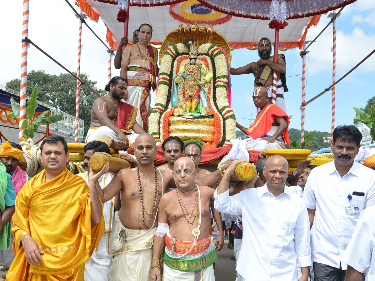 Tirumala Srivari Brahmotsavam Photo Gallery - Sakshi19