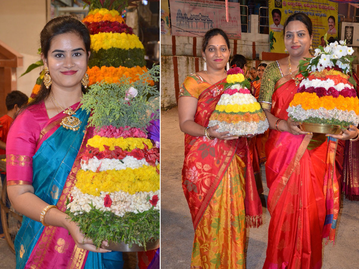 bathukamma celebrations in hyderabad Photo Gallery - Sakshi3