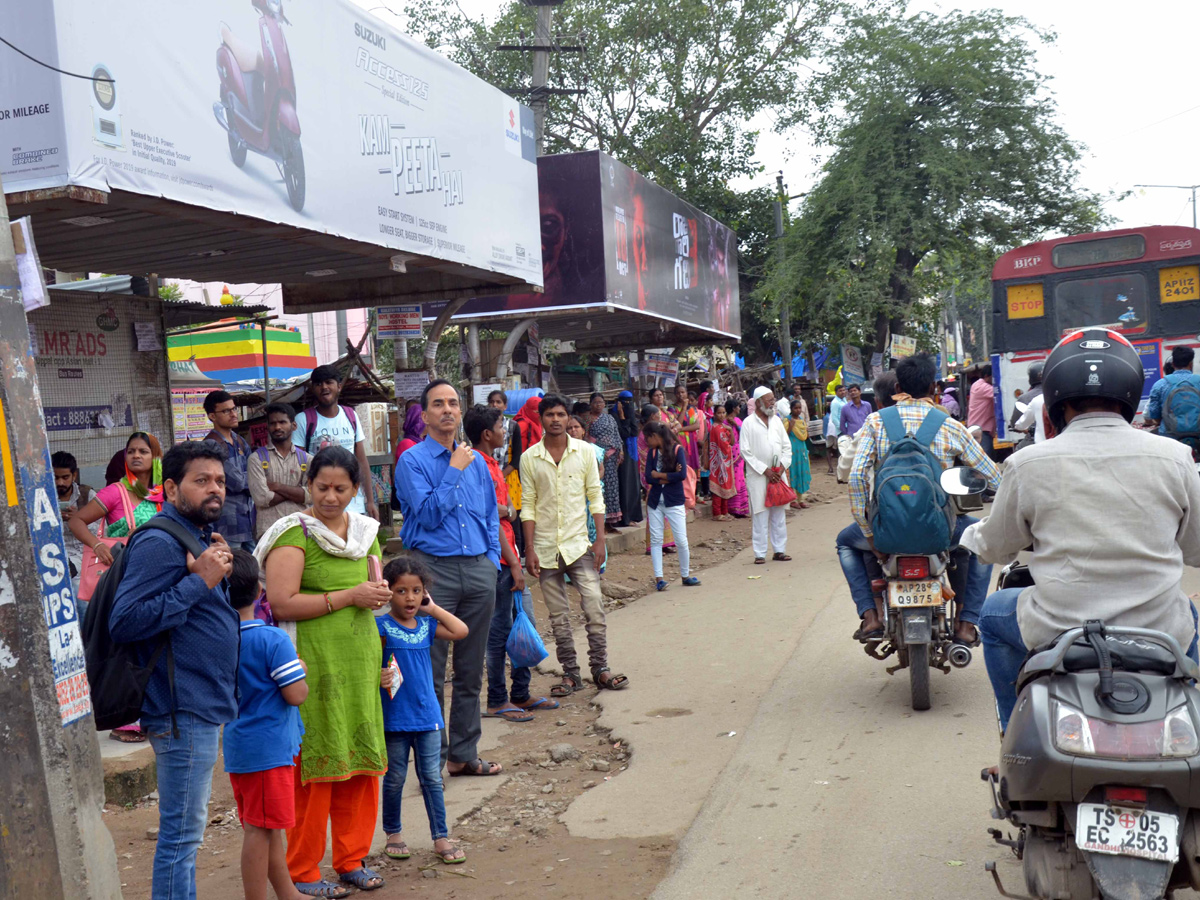 Students Facing Problems With TSRTC Strike - Sakshi4