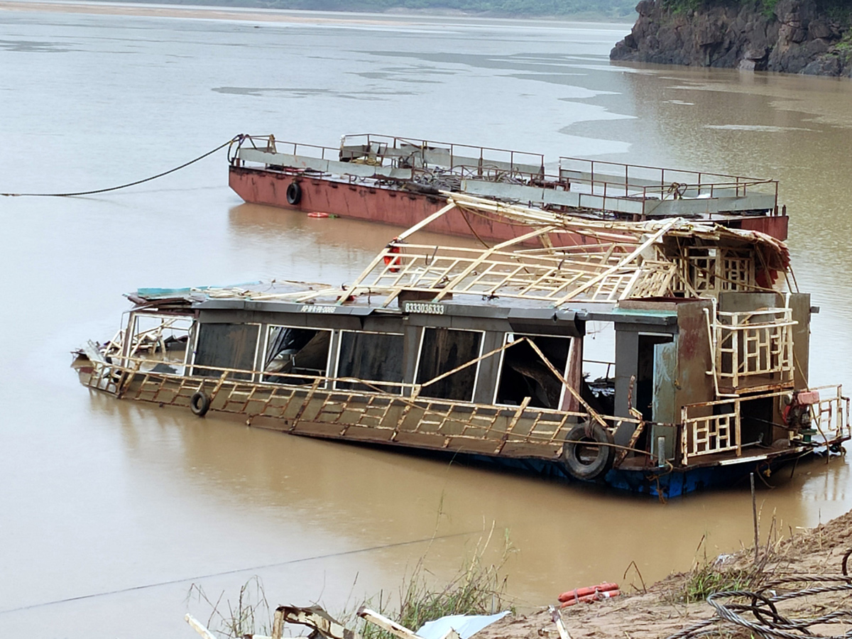 Kachuluru Boat Operation Success Photo Gallery - Sakshi10