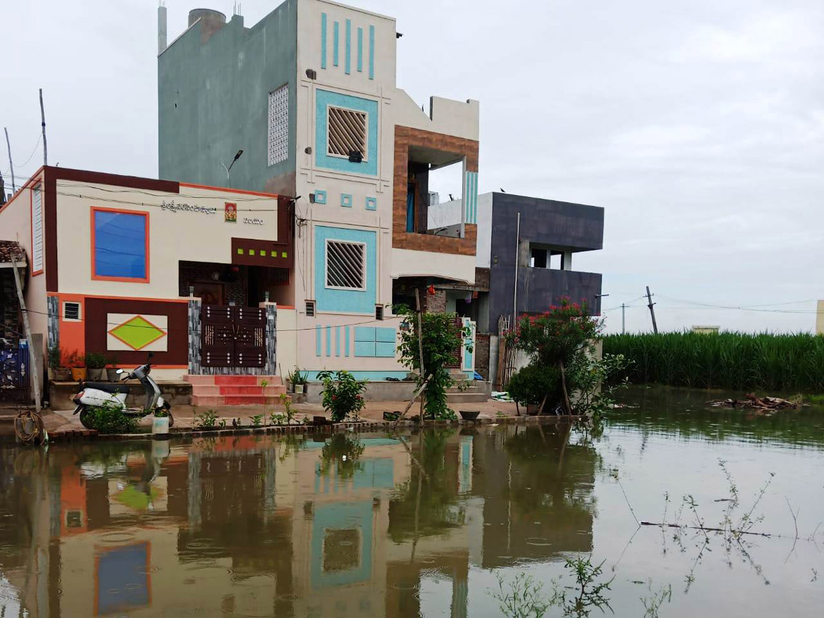 Heavy Flood Water Reaches Godavari and Krishna Rivers Photo Gallery - Sakshi30