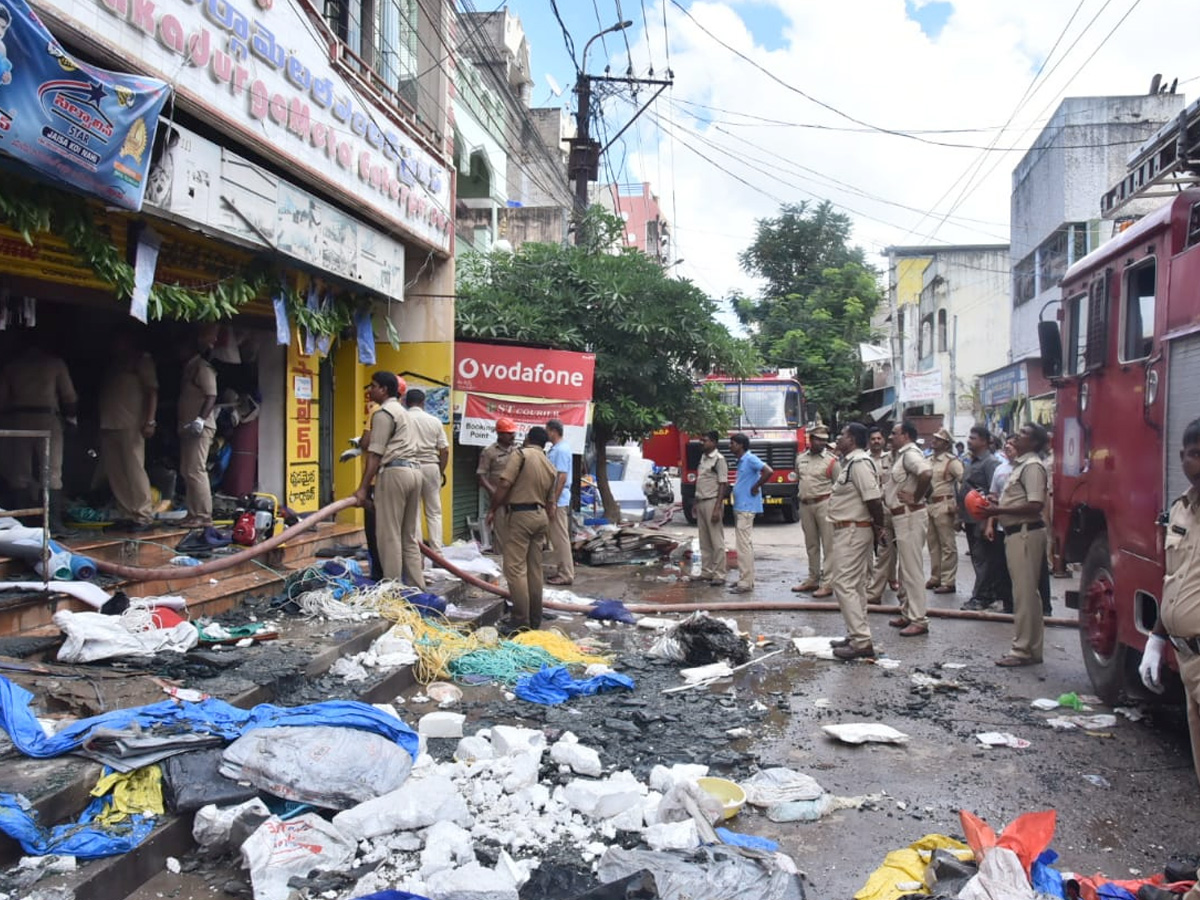 Nellore Chinna bazar fire Accident PHoto Gallery - Sakshi8