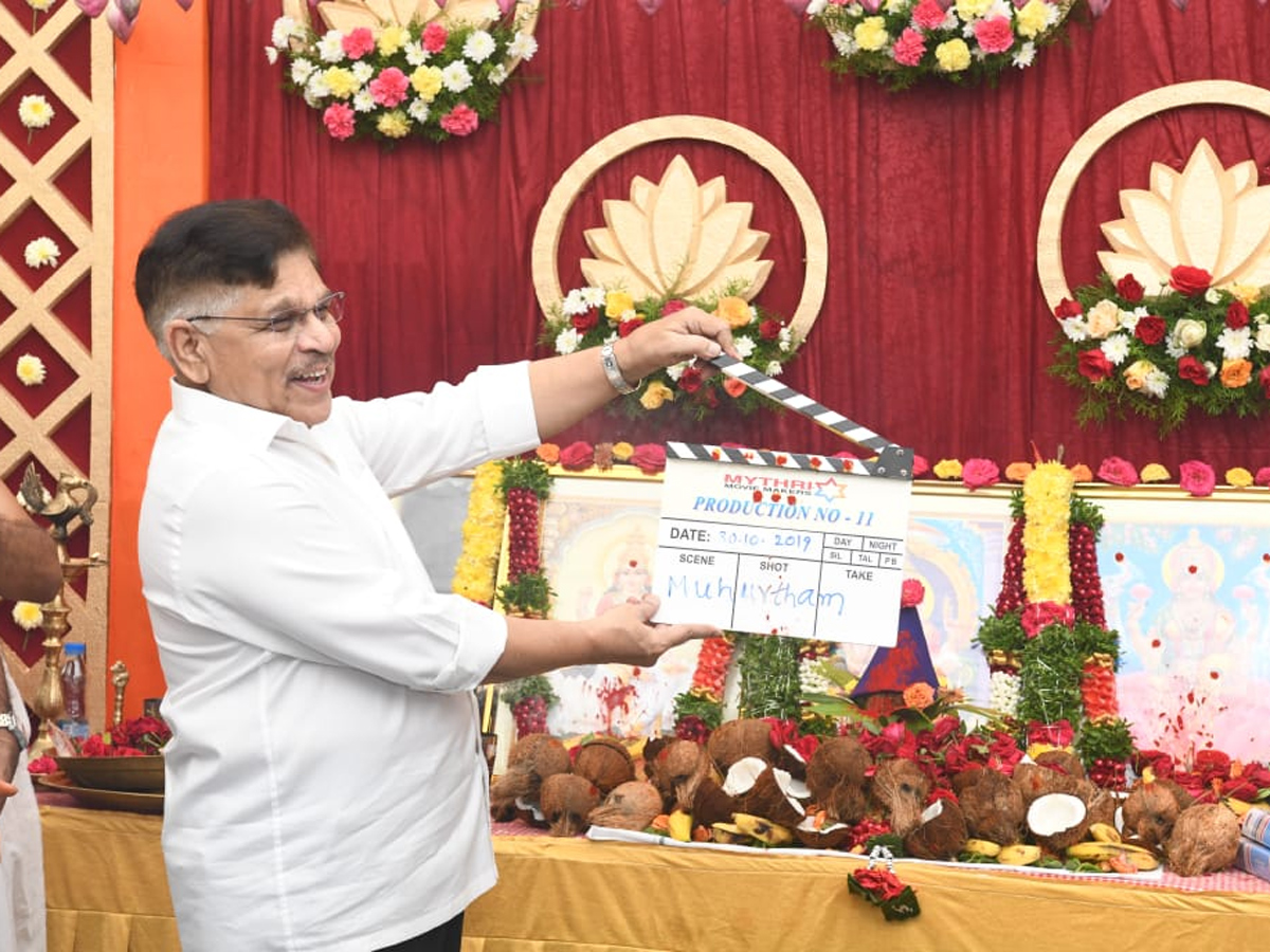 Allu Arjun And Sukumar New Movie Opening Photo Gallery - Sakshi3