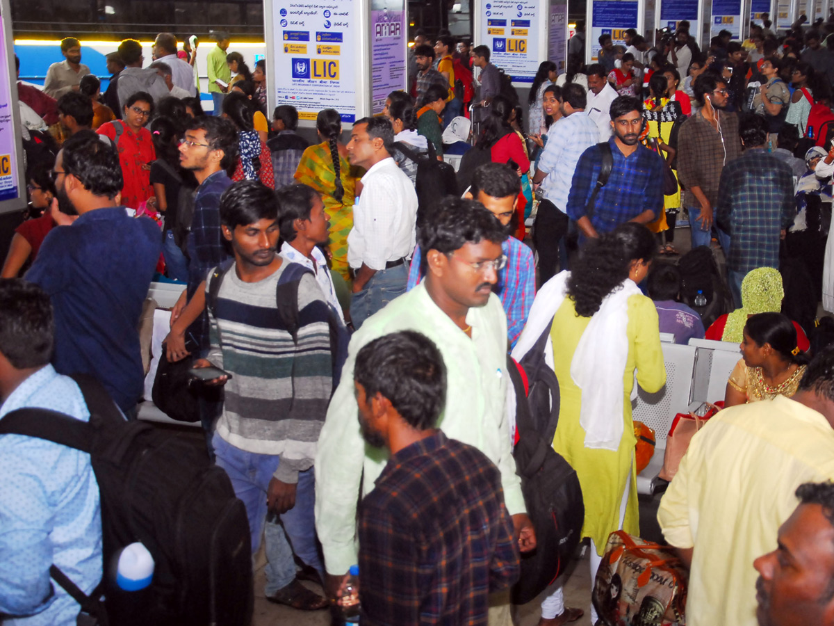 TSRTC Staff Strike in Tonight Photo Gallery - Sakshi1