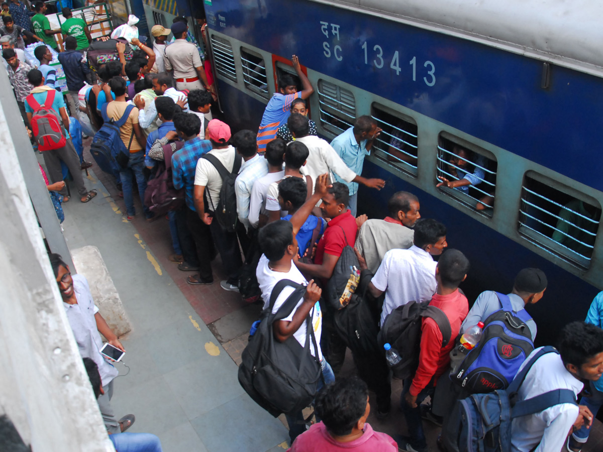 TSRTC Staff Strike in Tonight Photo Gallery - Sakshi26