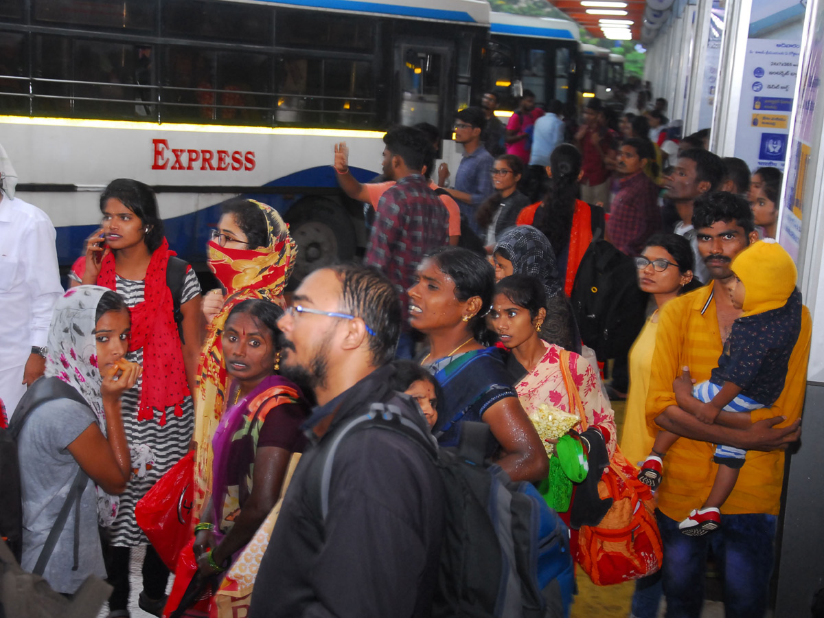 TSRTC Staff Strike in Tonight Photo Gallery - Sakshi5