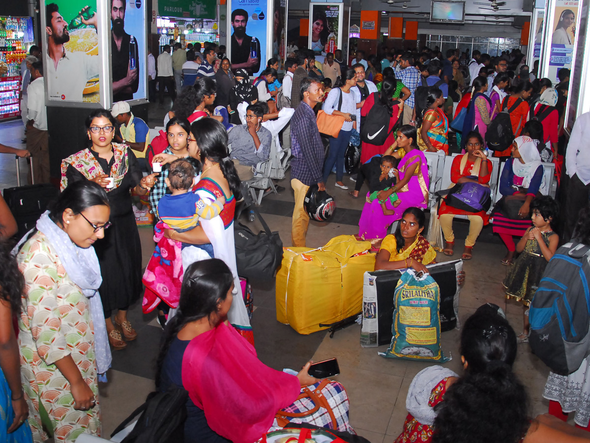 TSRTC Staff Strike in Tonight Photo Gallery - Sakshi9