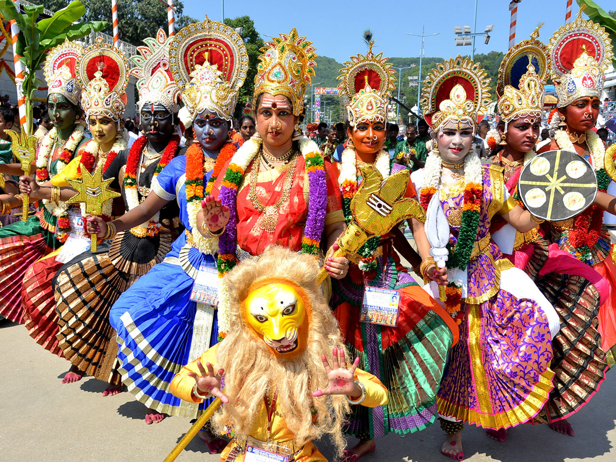 Tirumala Brahmotsavam Mohini Avatar Performed For Lord Venkateswara Photo Gallery - Sakshi25