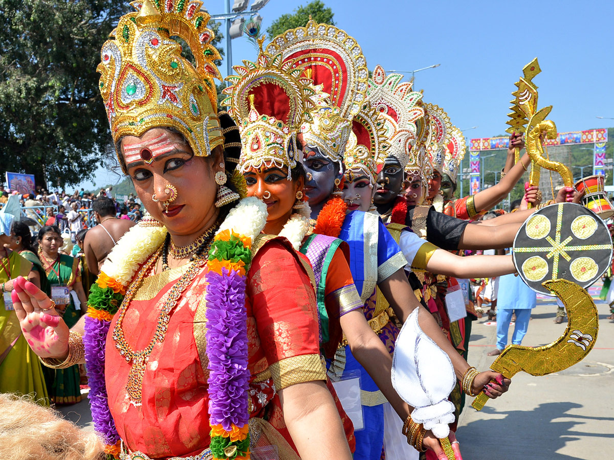 Tirumala Brahmotsavam Mohini Avatar Performed For Lord Venkateswara Photo Gallery - Sakshi36