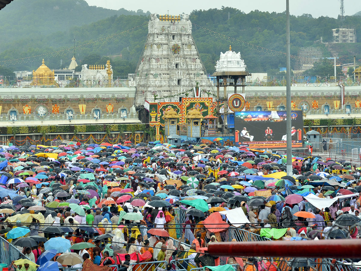 Tirumala Brahmotsavam Mohini Avatar Performed For Lord Venkateswara Photo Gallery - Sakshi6