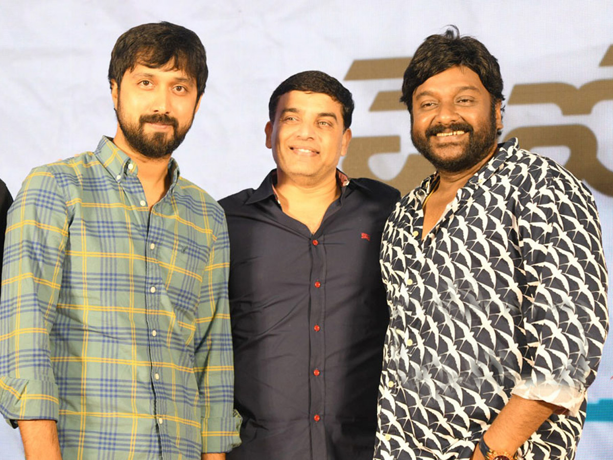 EvvarikeeCheppoddu pre release function Photo Gallery - Sakshi8