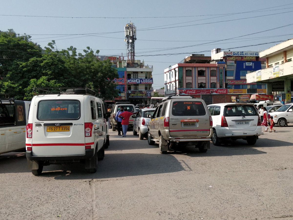 RTC strike in Telangana Photo Gallery - Sakshi12