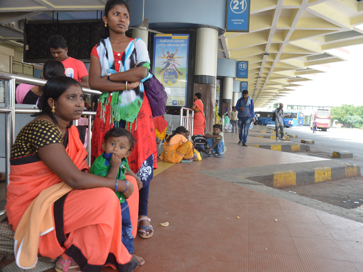 Telangana RTC strike - Sakshi9