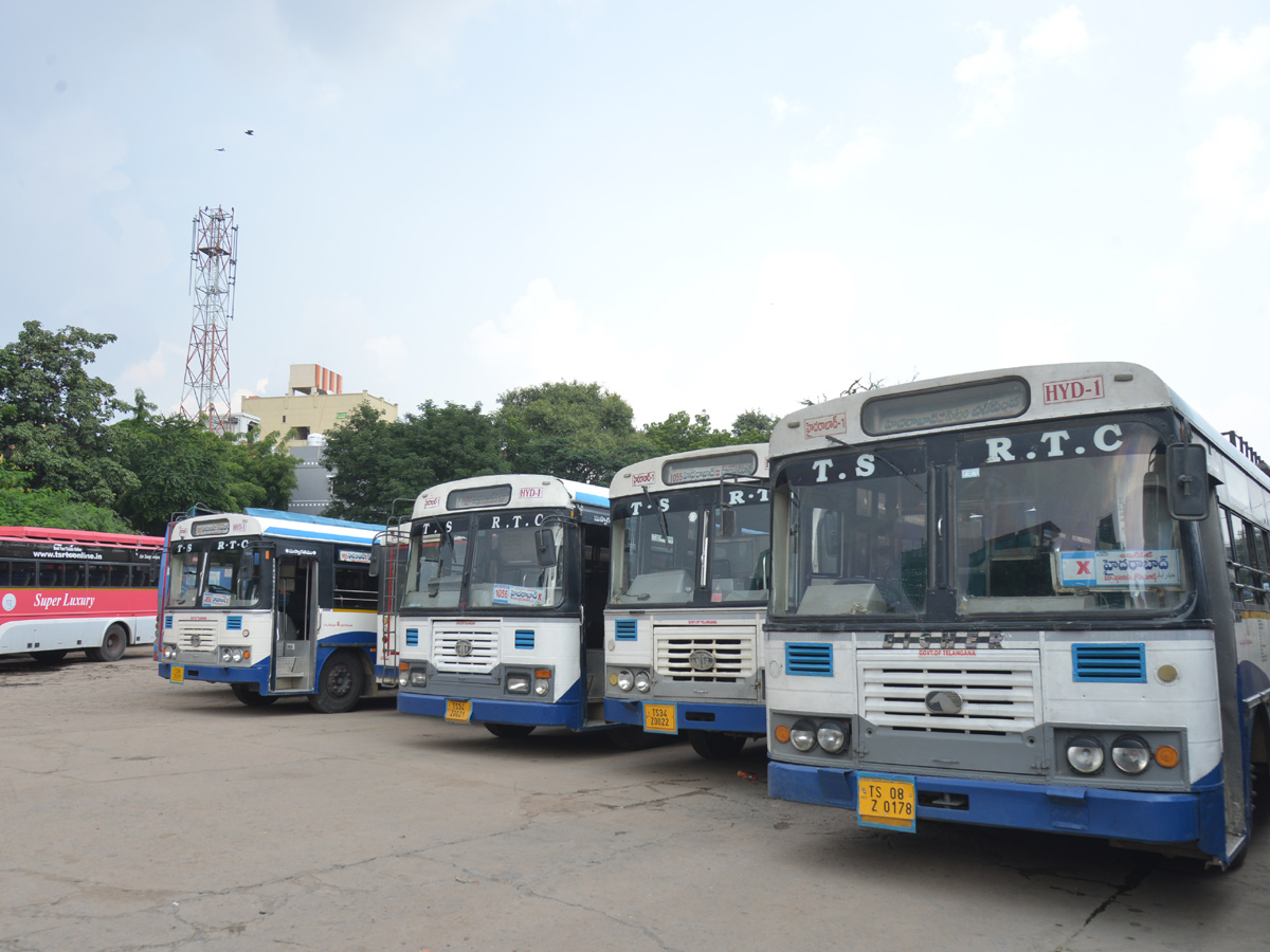 Telangana RTC strike - Sakshi15