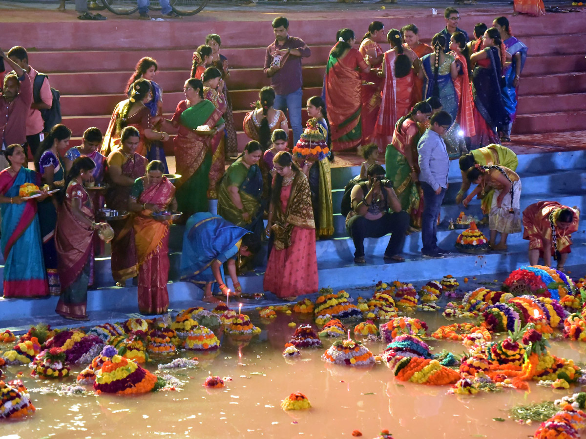 Bathukamma Celebrations 2019 At Telangana Photo Gallery - Sakshi10