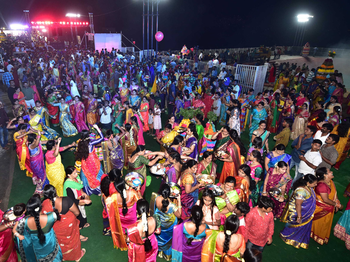 Bathukamma Celebrations 2019 At Telangana Photo Gallery - Sakshi14