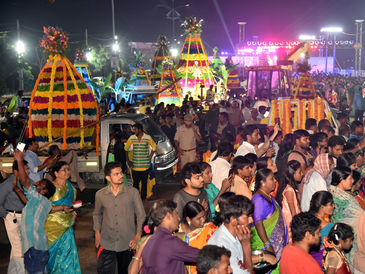 Bathukamma Celebrations 2019 At Telangana Photo Gallery - Sakshi2