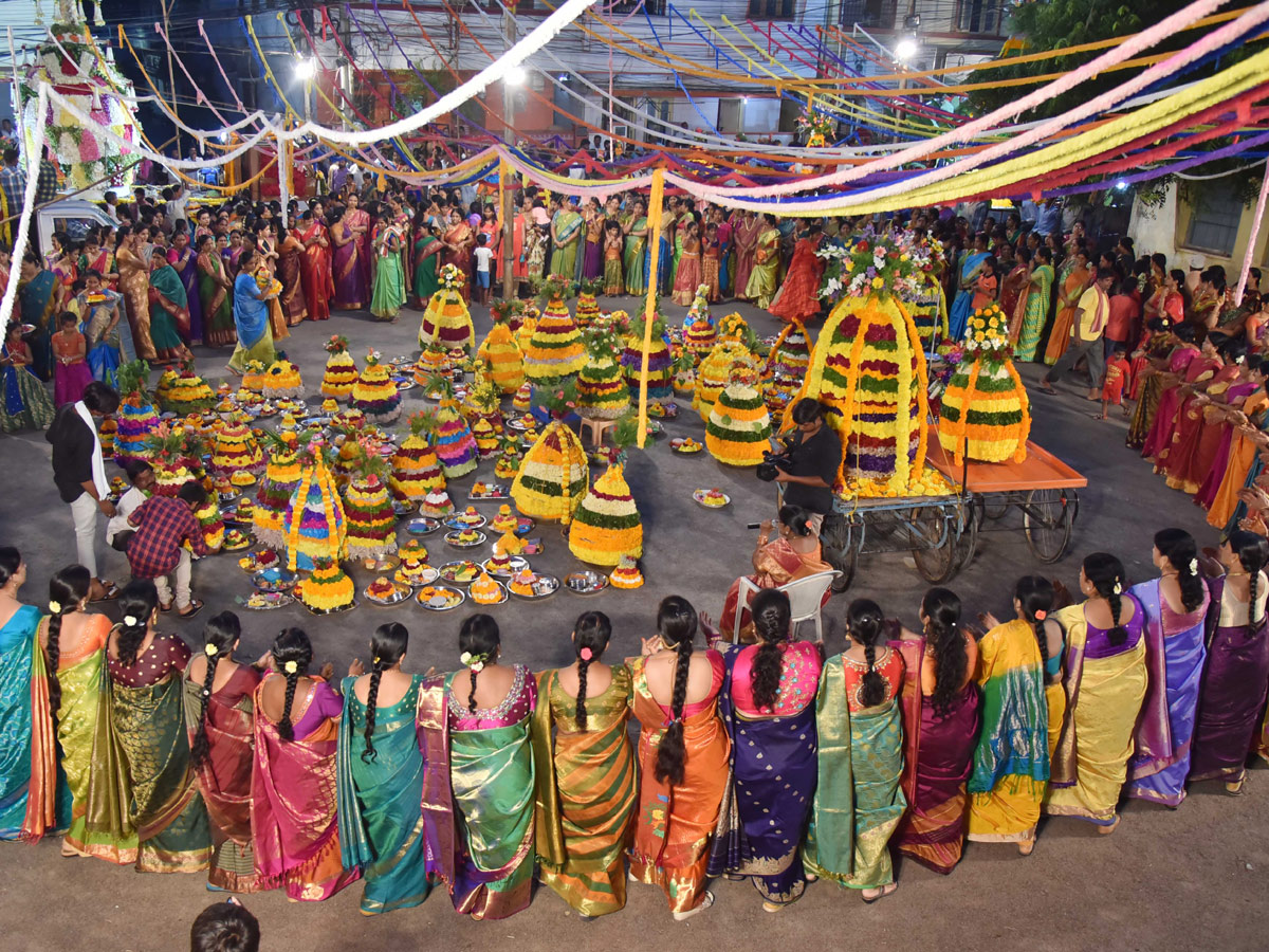 Bathukamma Celebrations 2019 At Telangana Photo Gallery - Sakshi21