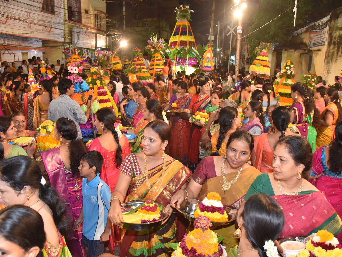 Bathukamma Celebrations 2019 At Telangana Photo Gallery - Sakshi23