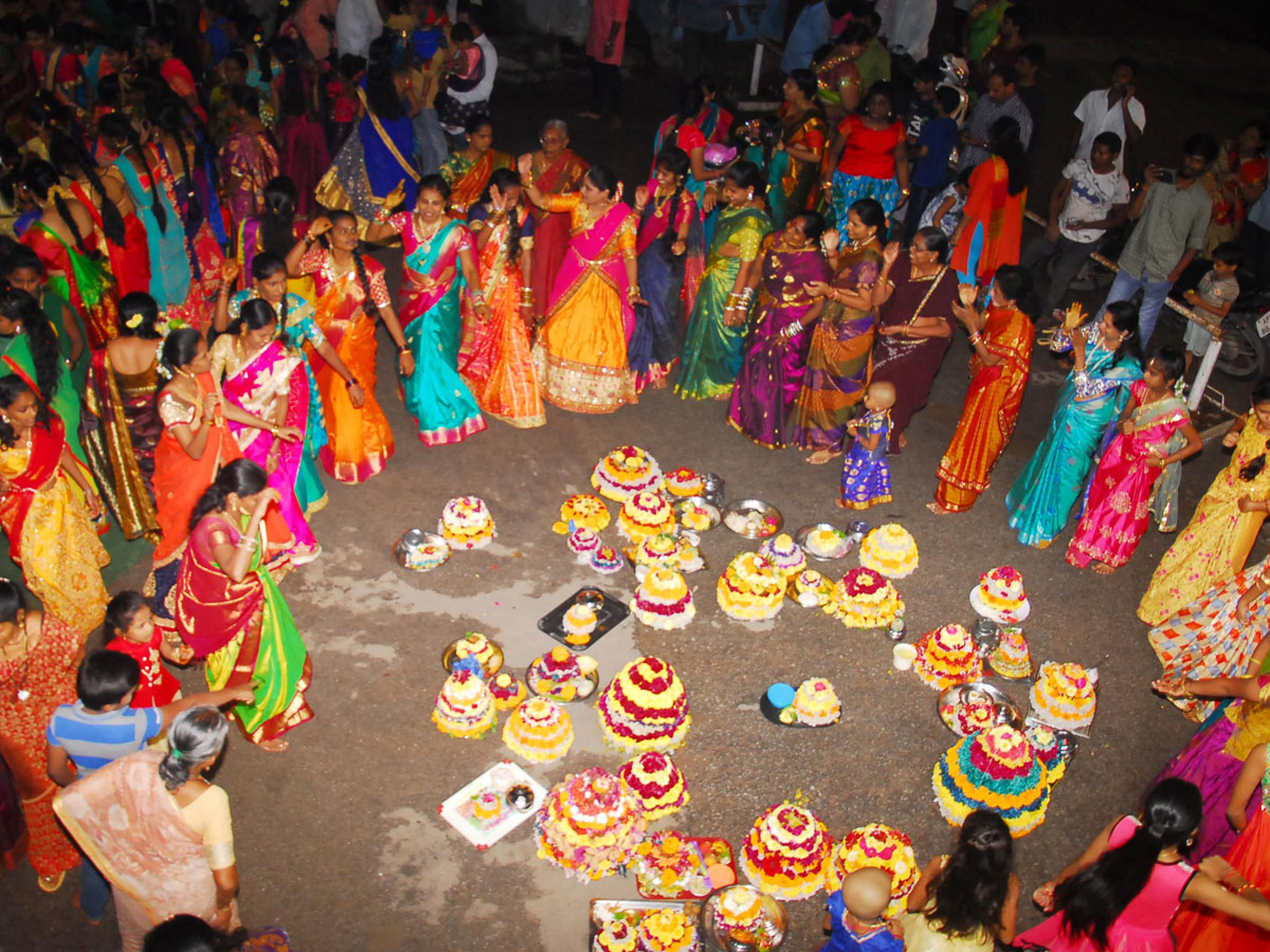 Bathukamma Celebrations 2019 At Telangana Photo Gallery - Sakshi27