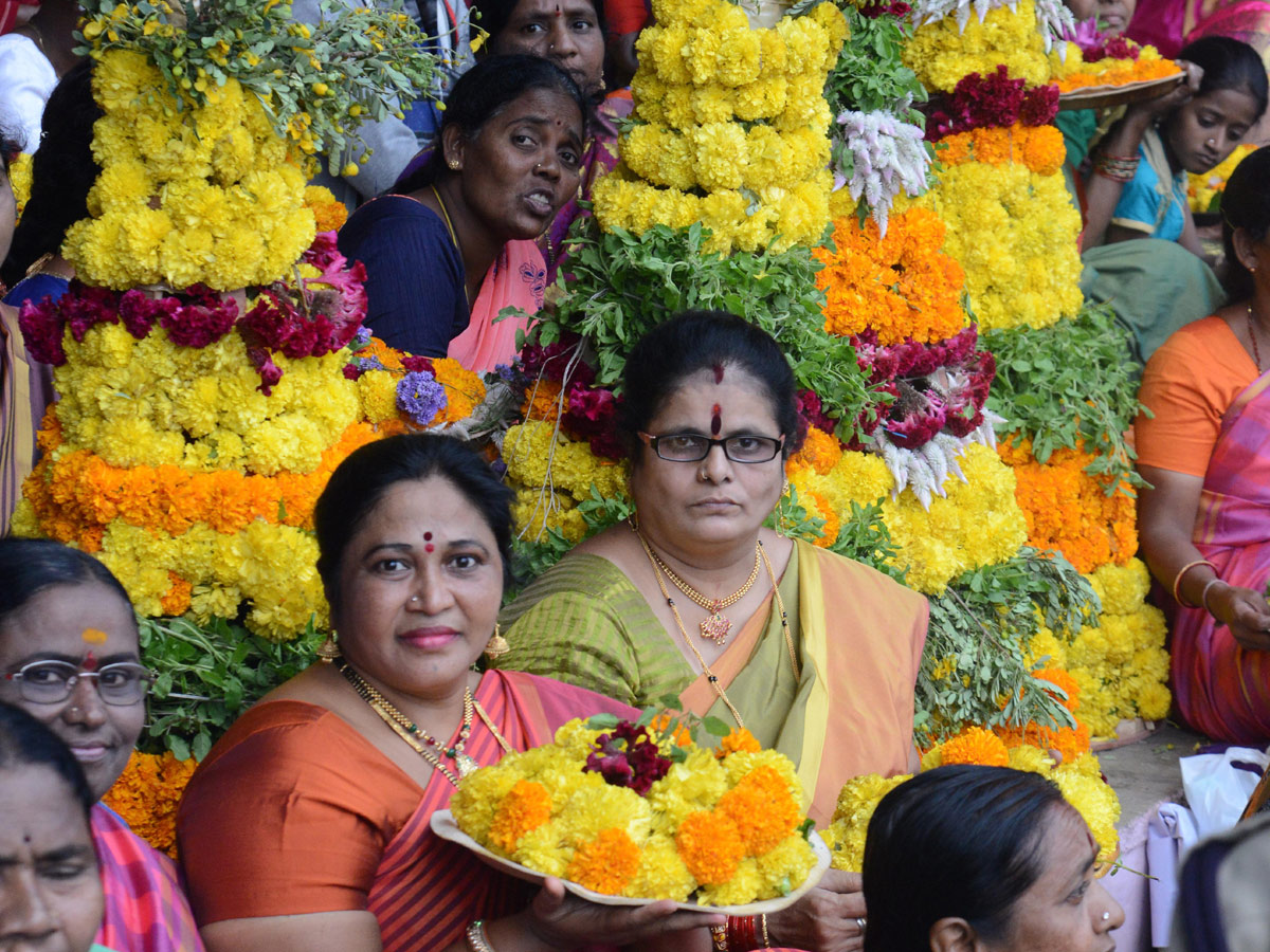 Bathukamma Celebrations 2019 At Telangana Photo Gallery - Sakshi43