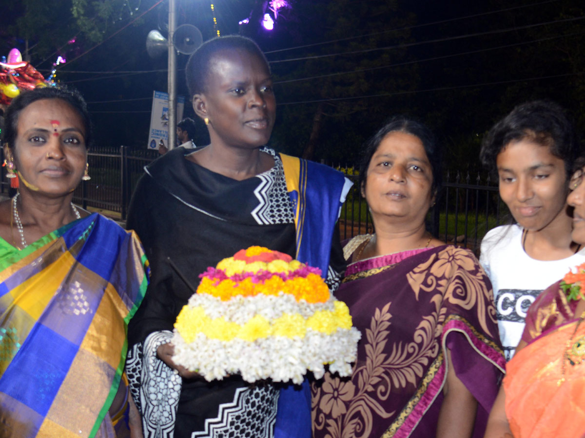 Bathukamma Celebrations 2019 At Telangana Photo Gallery - Sakshi48