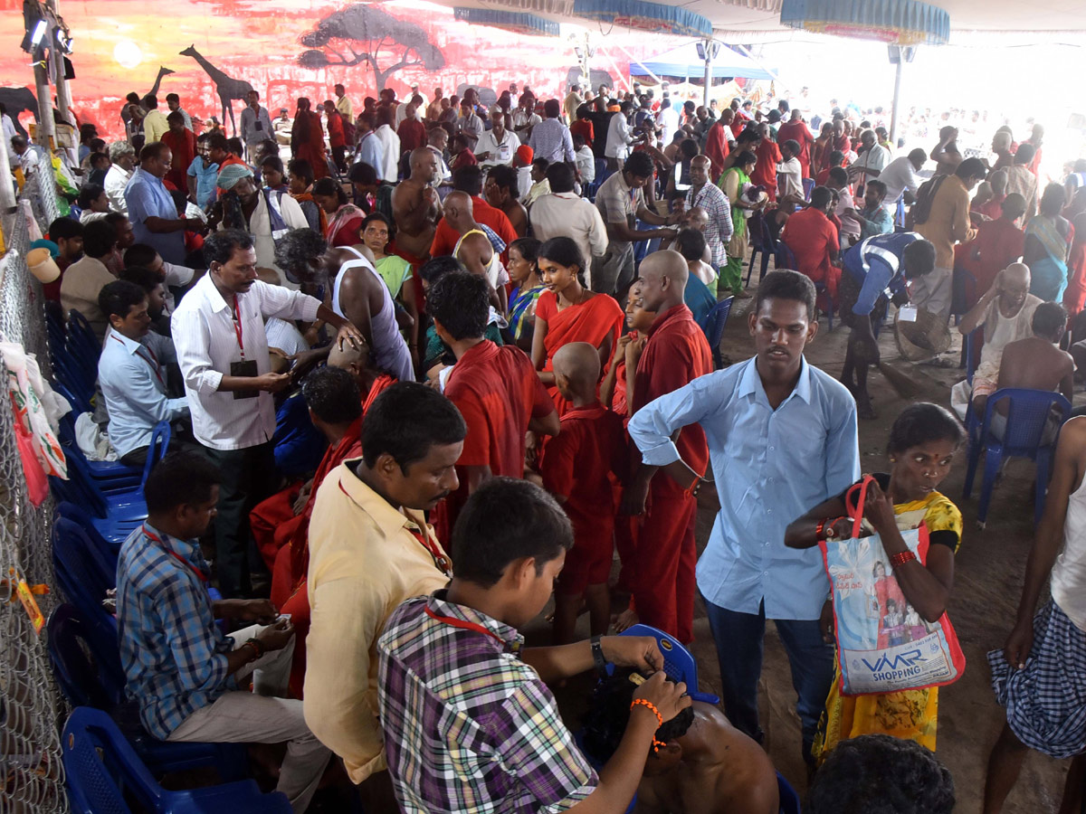 Dasara Festival Celebration At Indrakeeladri in Vijayawada - Sakshi14