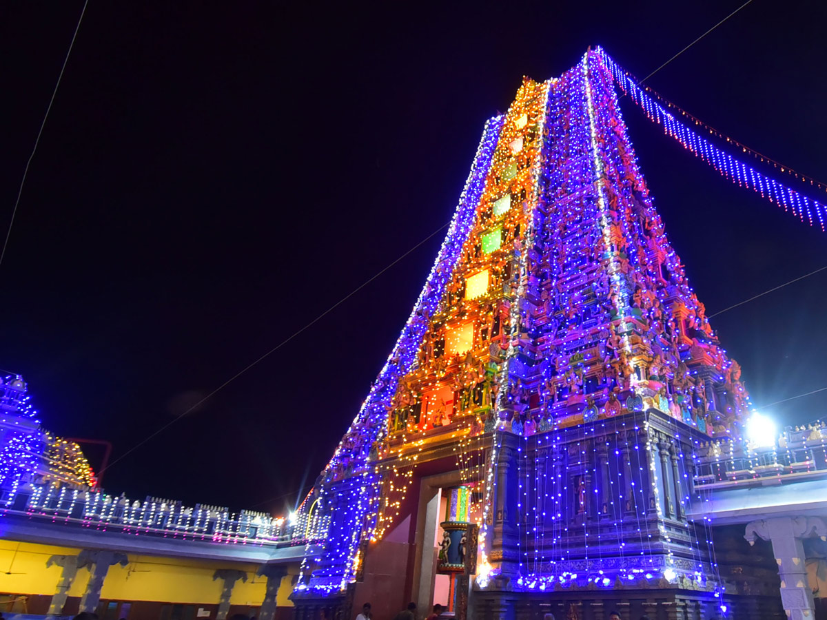 Dasara Festival Celebration At Indrakeeladri in Vijayawada - Sakshi15