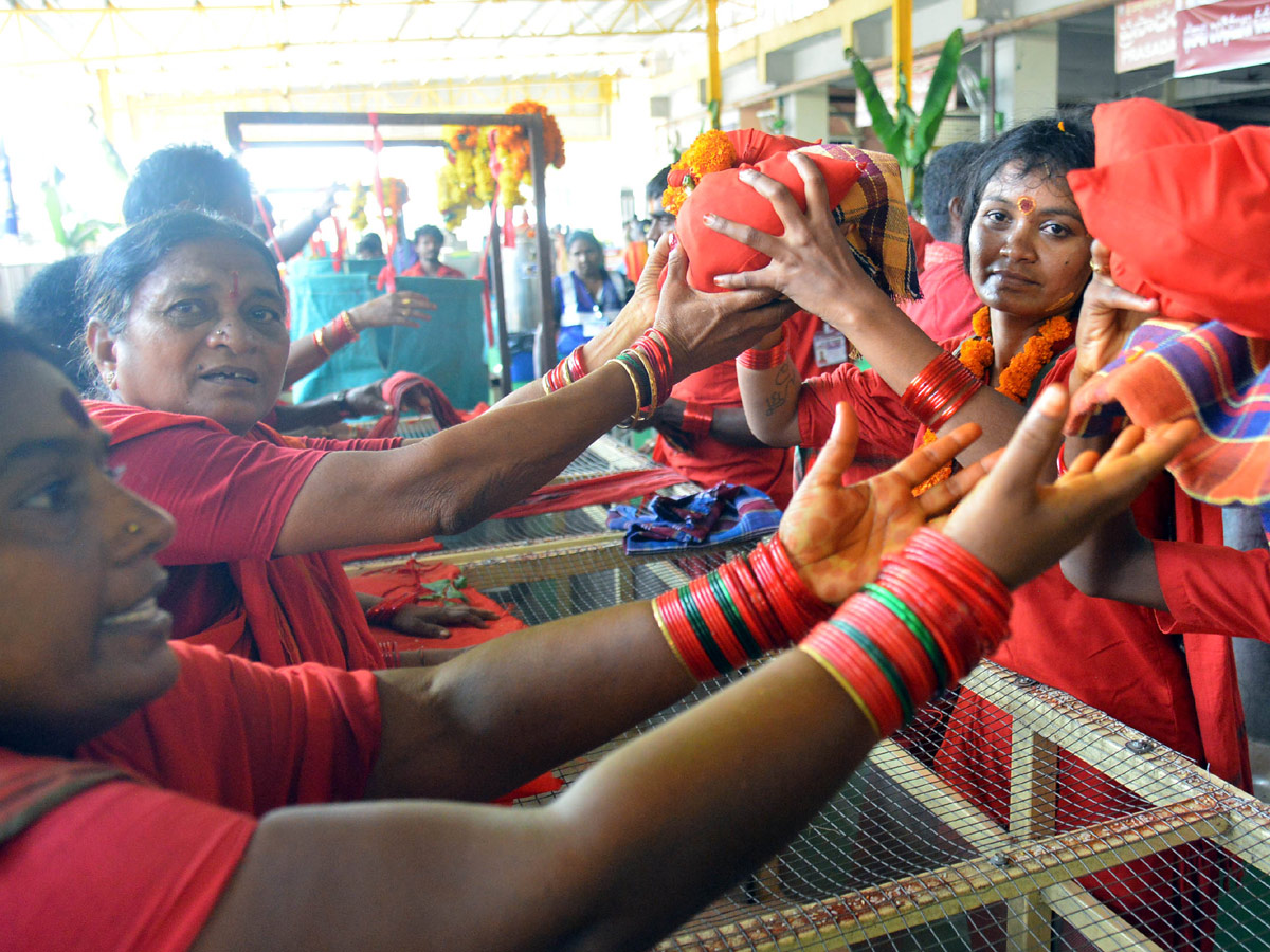 Dasara Festival Celebration At Indrakeeladri in Vijayawada - Sakshi30