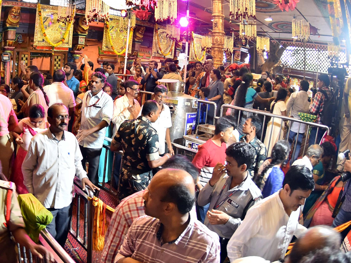 Dasara Festival Celebration At Indrakeeladri in Vijayawada - Sakshi33