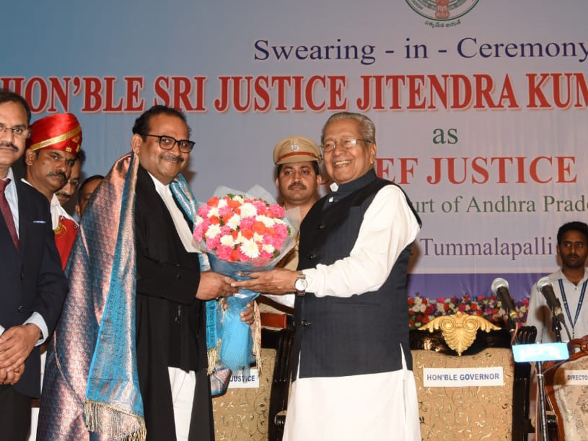 Jitendra Kumar Maheshwari took Oath As Chief Justice Of Andhra Pradesh - Sakshi4