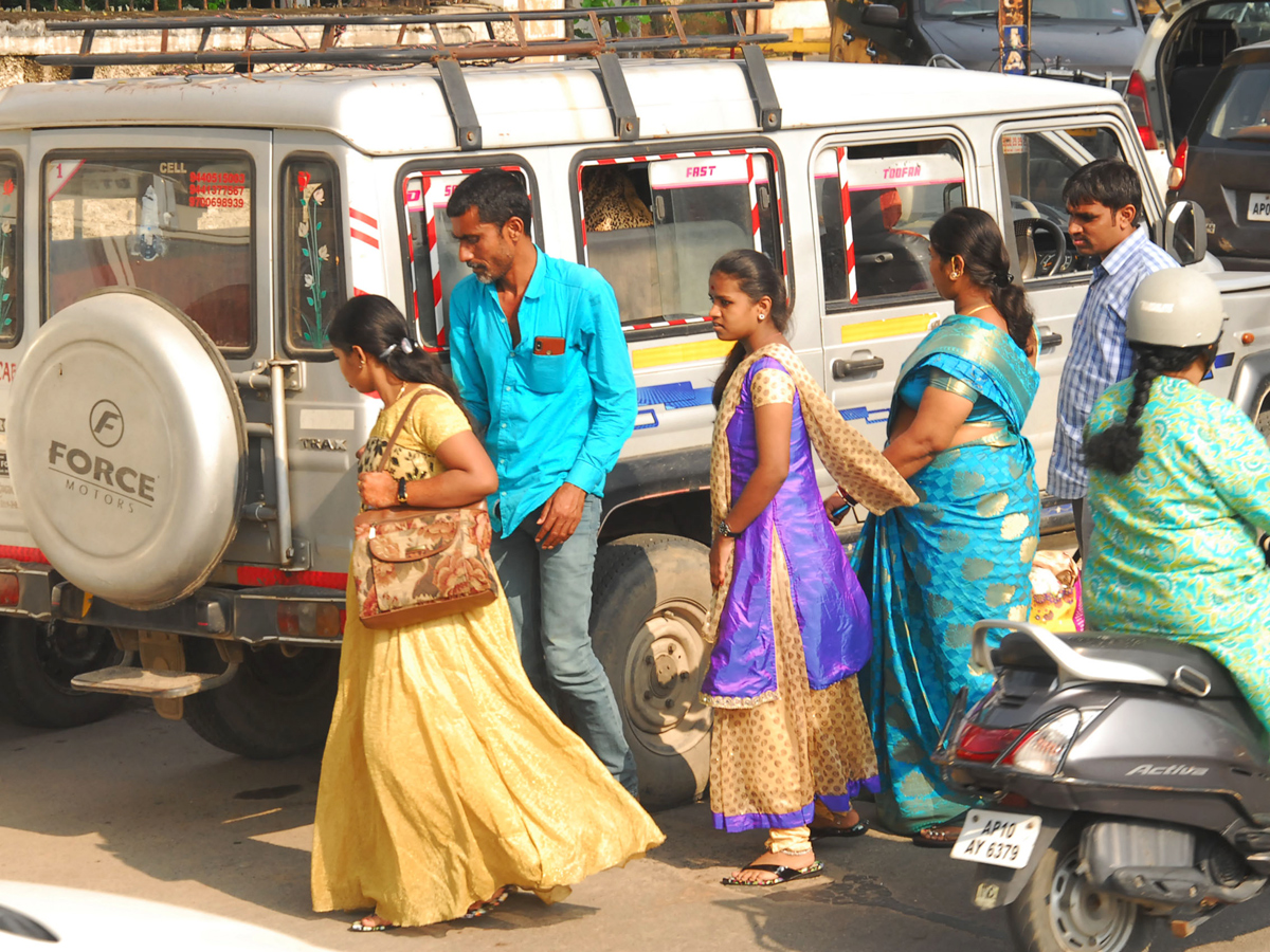 TSRTC strike enters third day Photo Gallery - Sakshi11