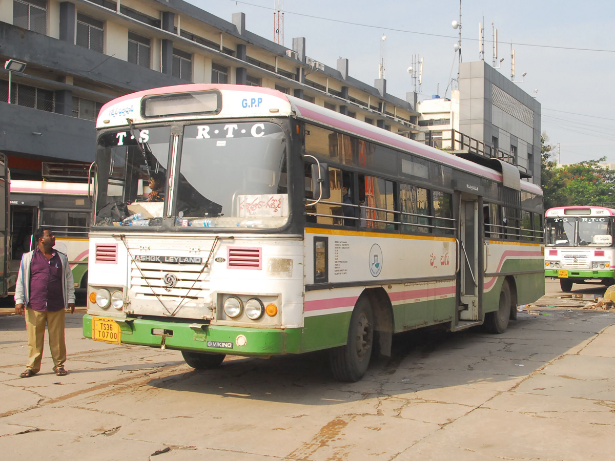 TSRTC strike enters third day Photo Gallery - Sakshi13