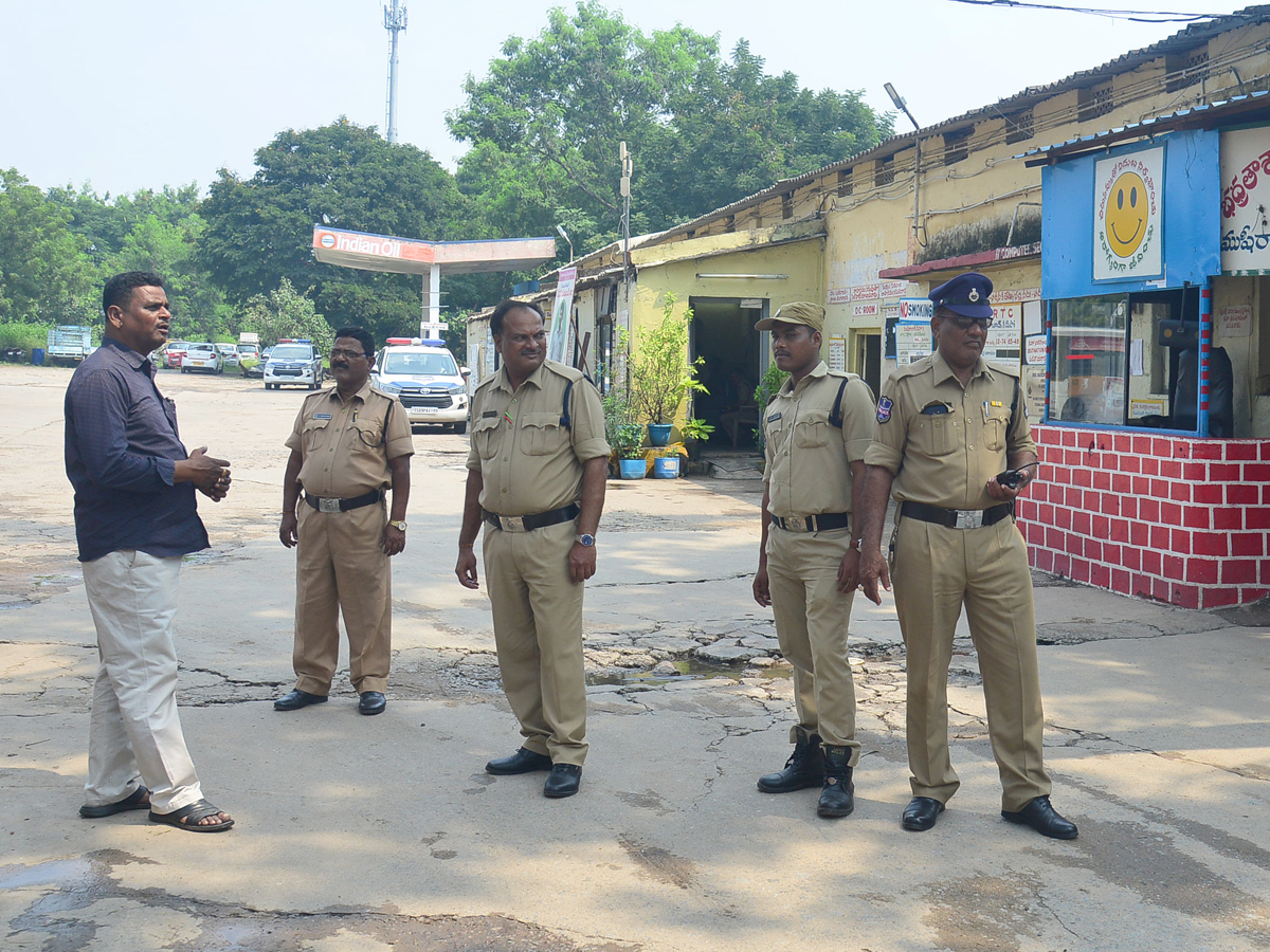 TSRTC strike enters third day Photo Gallery - Sakshi6