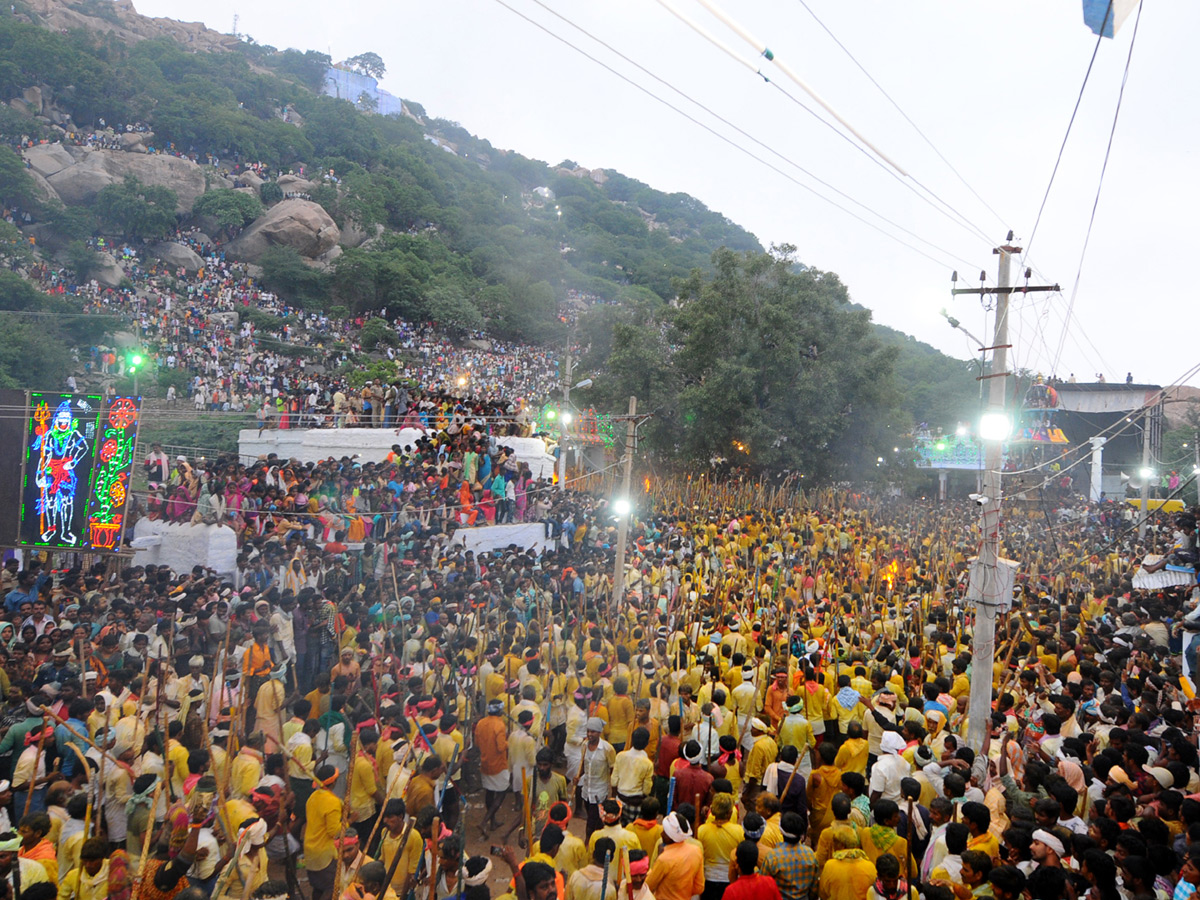 Devaragattu Bunny Utsavam 2019 In Kurnool Photo Gallery - Sakshi2