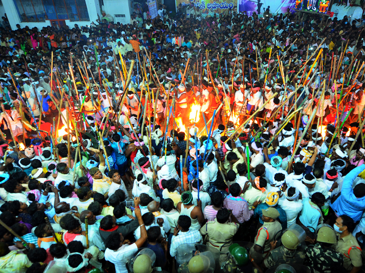 Devaragattu Bunny Utsavam 2019 In Kurnool Photo Gallery - Sakshi37