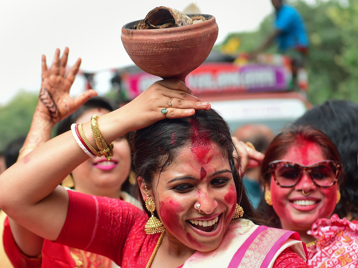 Durga Mata Nimajjanam Photo Gallery - Sakshi18