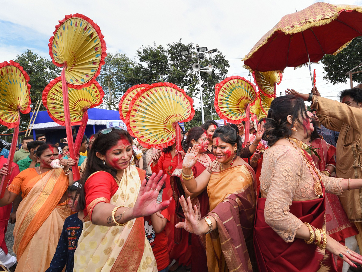 Durga Mata Nimajjanam Photo Gallery - Sakshi24