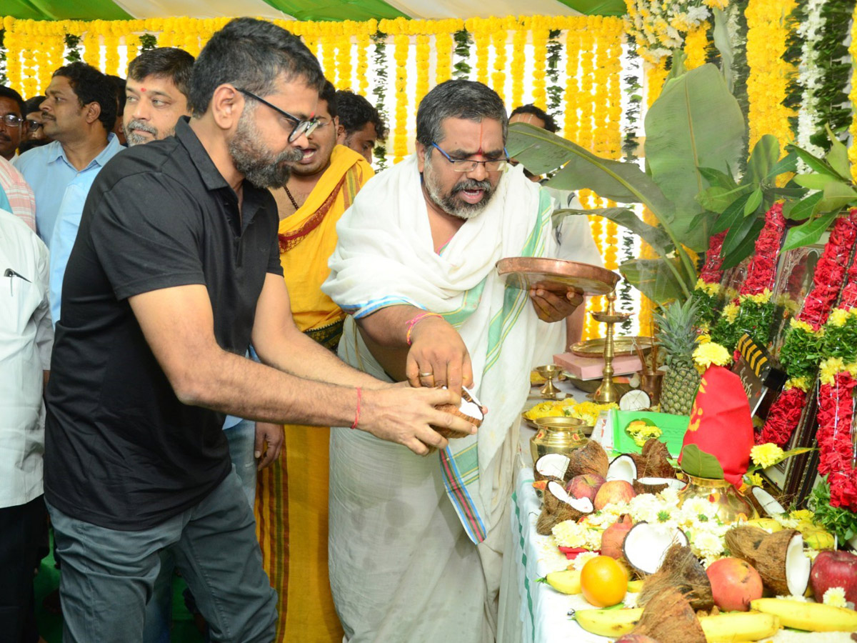  VV Vinayak In And As Seenayya In Dil Raju Production Launched Photo Gallery - Sakshi16