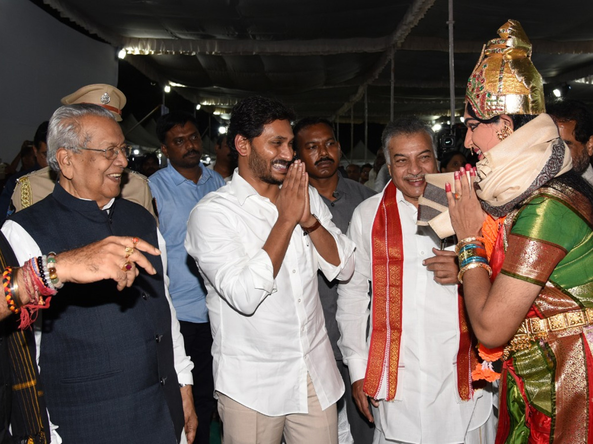 CM YS Jagan Celebrations AP Formation Day in Vijayawada Photo Gallery - Sakshi18