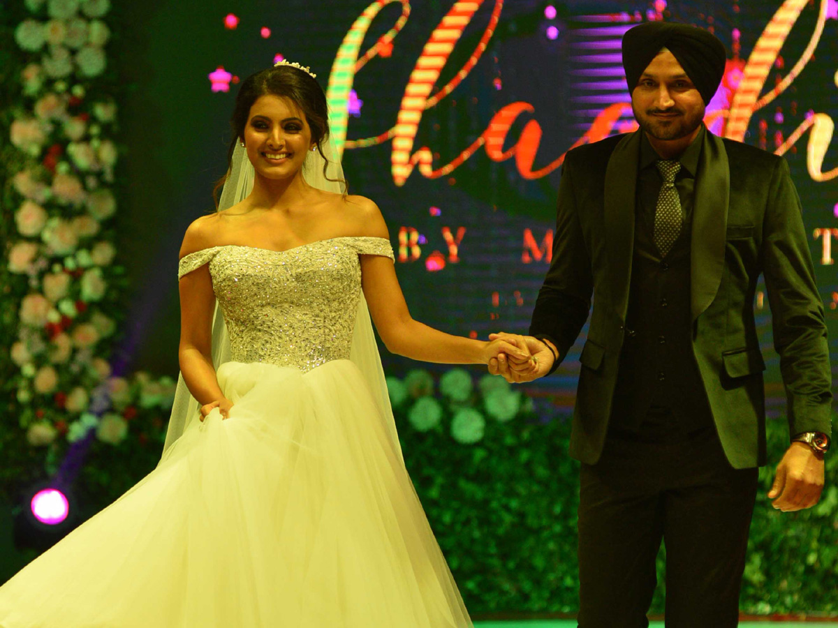 Harbhajan Singh And Geeta Basra Graced The Show Toppers Photo Gallery - Sakshi7