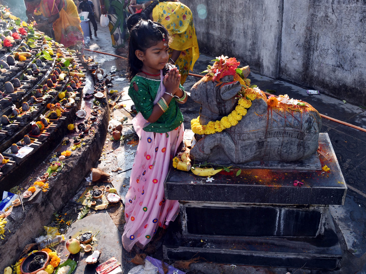 Karthika Pournami Celebrations AP AND TELANGANA Photo Gallery - Sakshi14