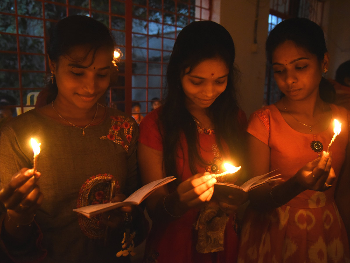 Karthika Pournami Celebrations AP AND TELANGANA Photo Gallery - Sakshi17