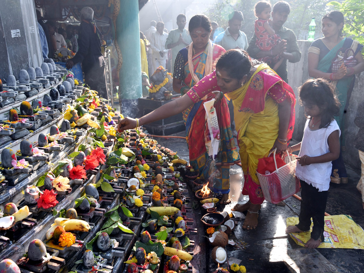 Karthika Pournami Celebrations AP AND TELANGANA Photo Gallery - Sakshi23